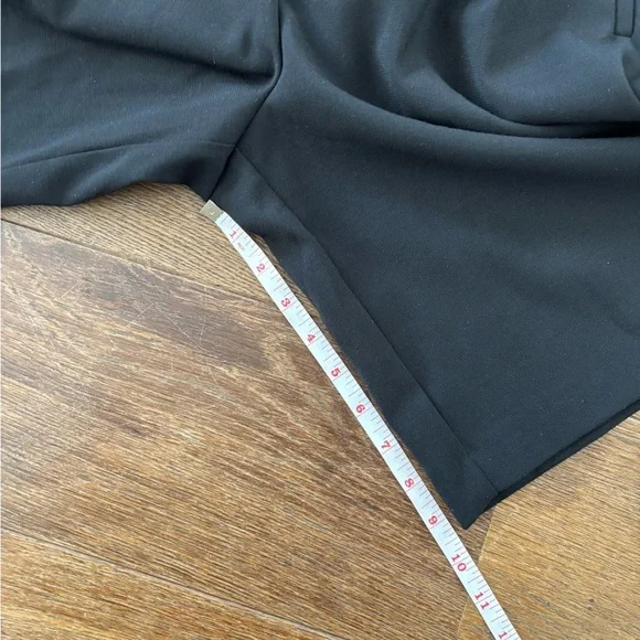 Gibson Latimer Long Pleated Tailored High Waist Dress Shorts - Picture 12 of 12